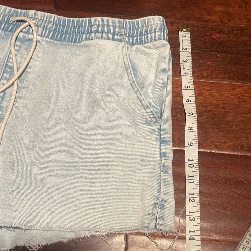 Celebrity Pink denim shorts light wash elastic wait and drawstring frayed sz XXl - Picture 11 of 11